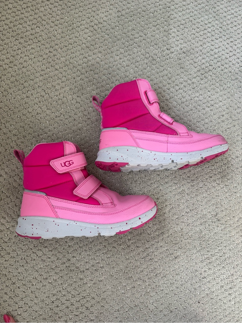 UGG Kids Pink Winter Snow Boots Thinsulate Waterproof Velcro Size 4